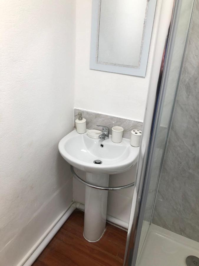 دوزبري Wellington Tavern Accommodation المظهر الخارجي الصورة