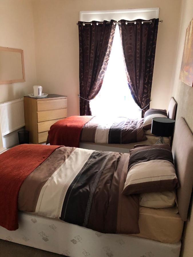 دوزبري Wellington Tavern Accommodation المظهر الخارجي الصورة