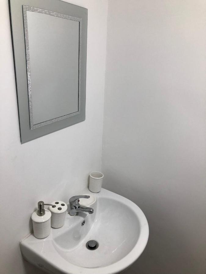 دوزبري Wellington Tavern Accommodation المظهر الخارجي الصورة